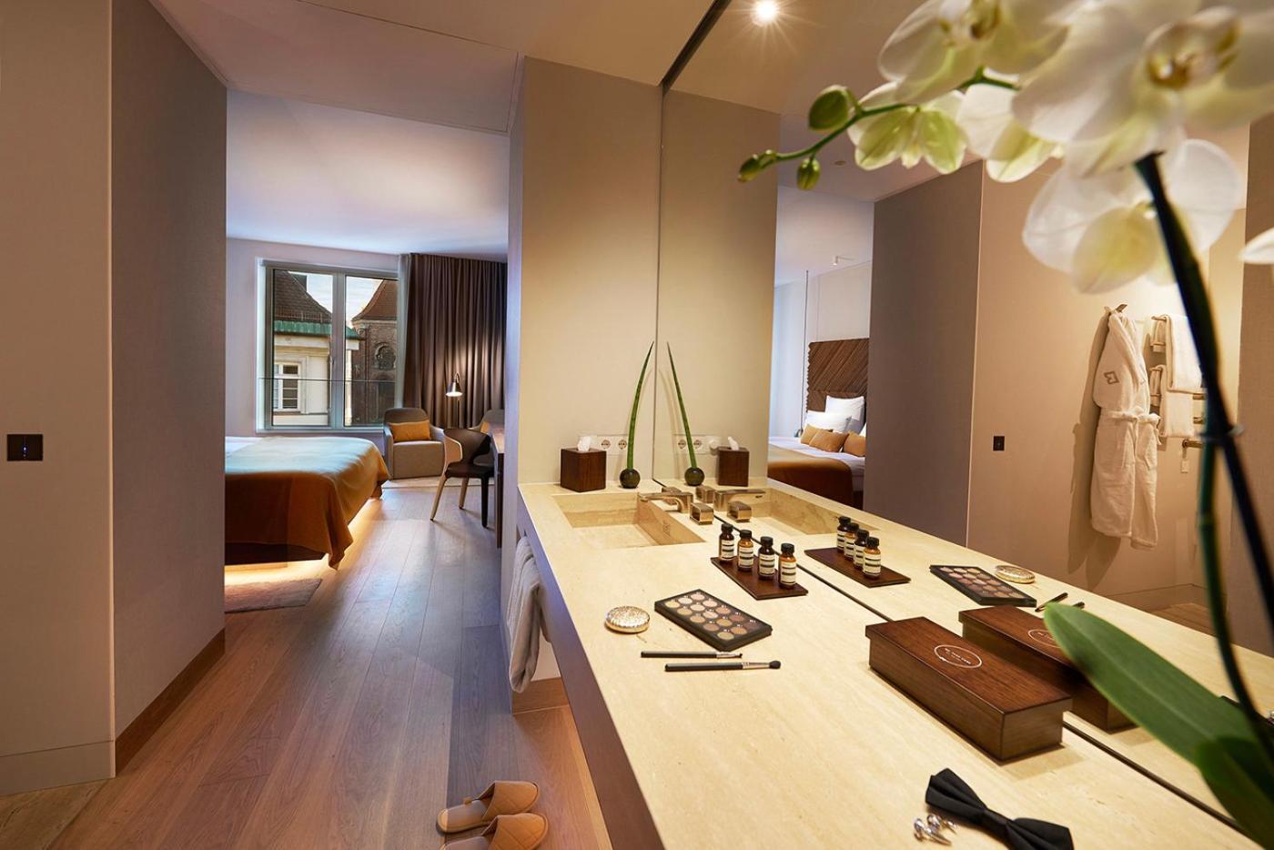 Beyond By Geisel (Adults Only) Hotel Мюнхен Екстериор снимка