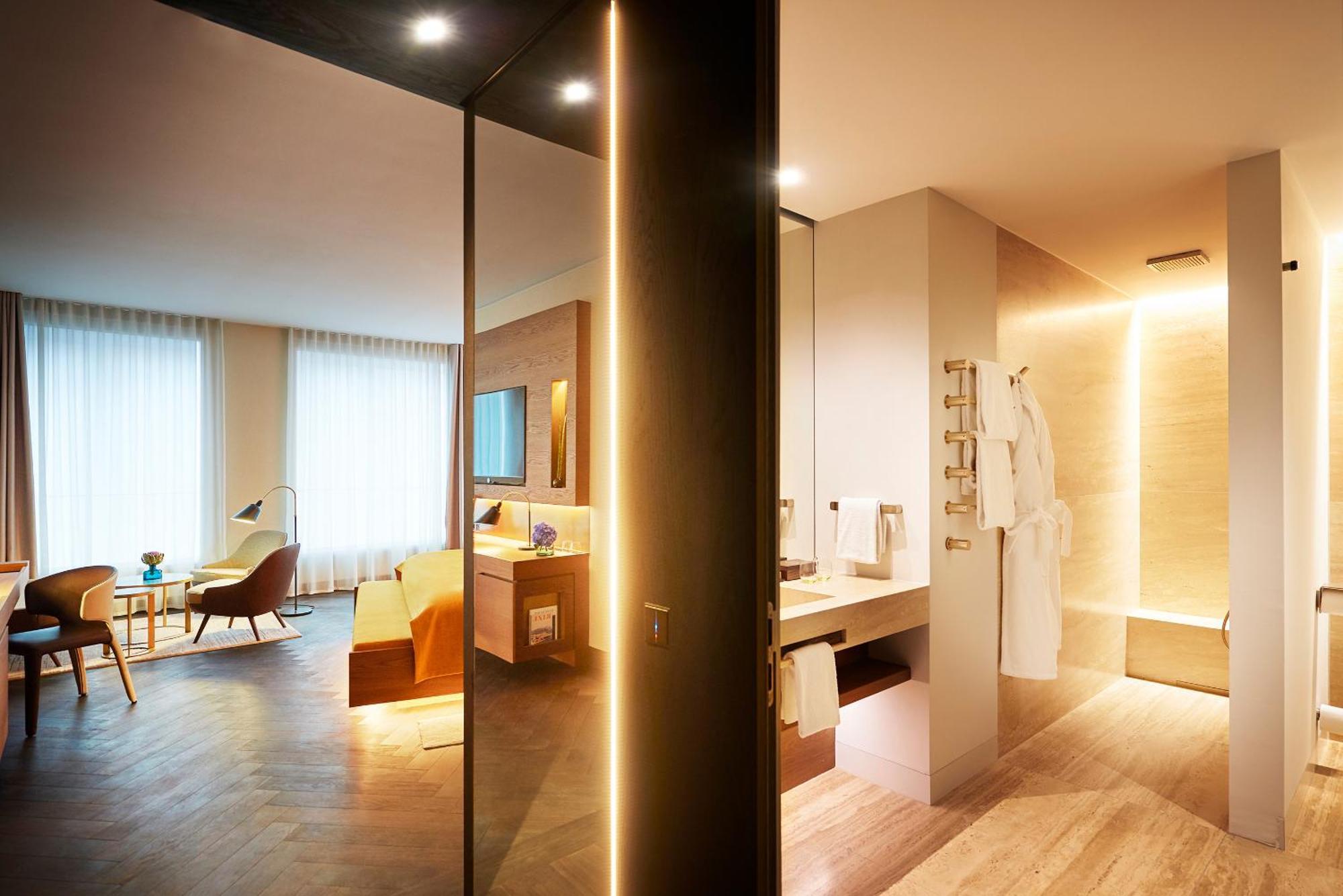 Beyond By Geisel (Adults Only) Hotel Мюнхен Екстериор снимка